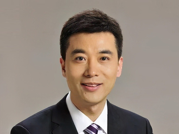主持人个郭志坚 主持人个郭志坚